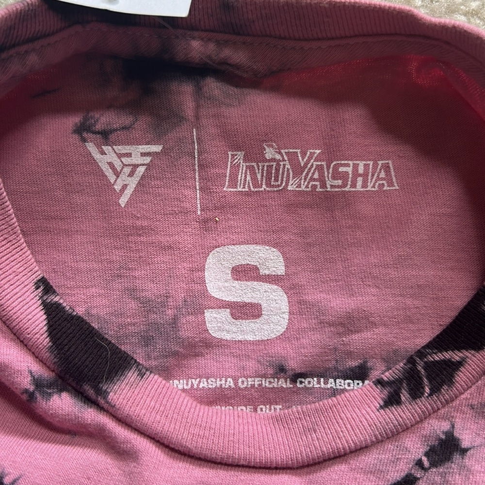 Youth Zumiez T-Shirt with Anime Graphic - Picture 4 of 7